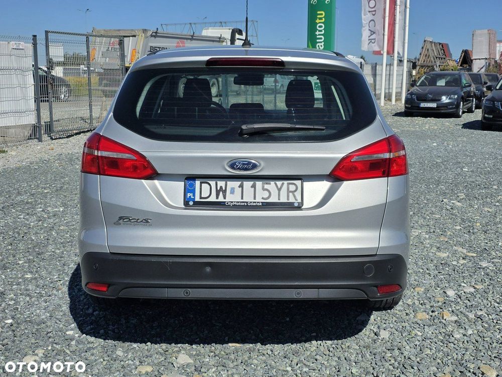 Ford Focus - 8