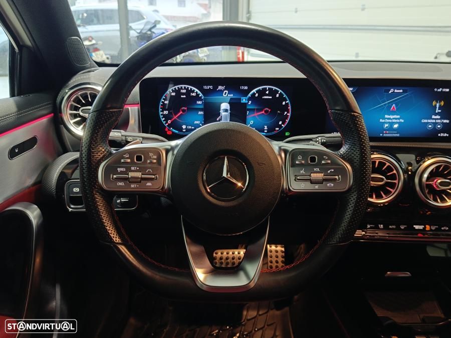 Mercedes-Benz A 220 4Matic 7G-DCT AMG Line - 17