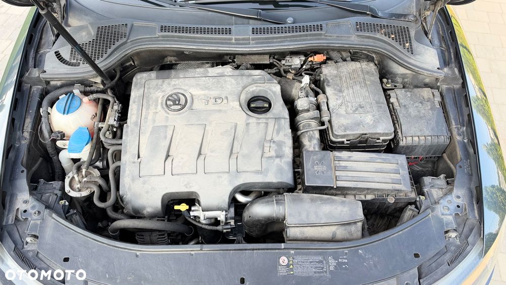 Skoda Superb 1.6 TDI GreenLine - 32