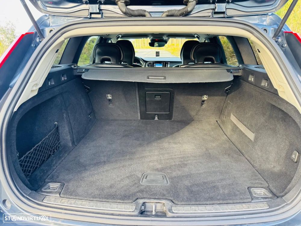 Volvo V60 2.0 D3 Inscription - 51