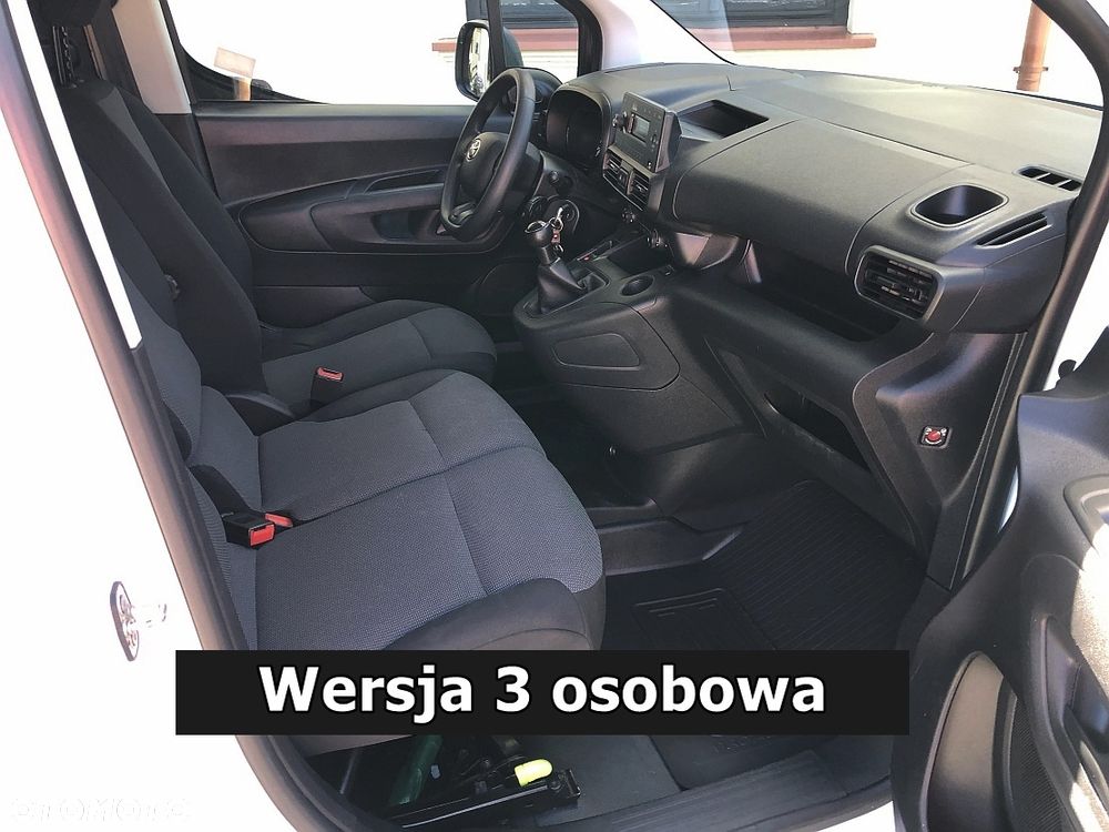 Toyota Proace City - 35