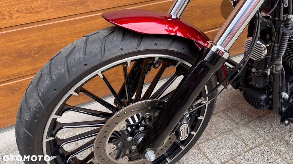 Harley-Davidson FXSB Breakout - 11