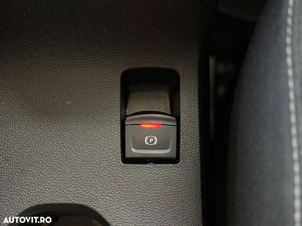 Dacia Logan TCe 90 MT6 Comfort - 29