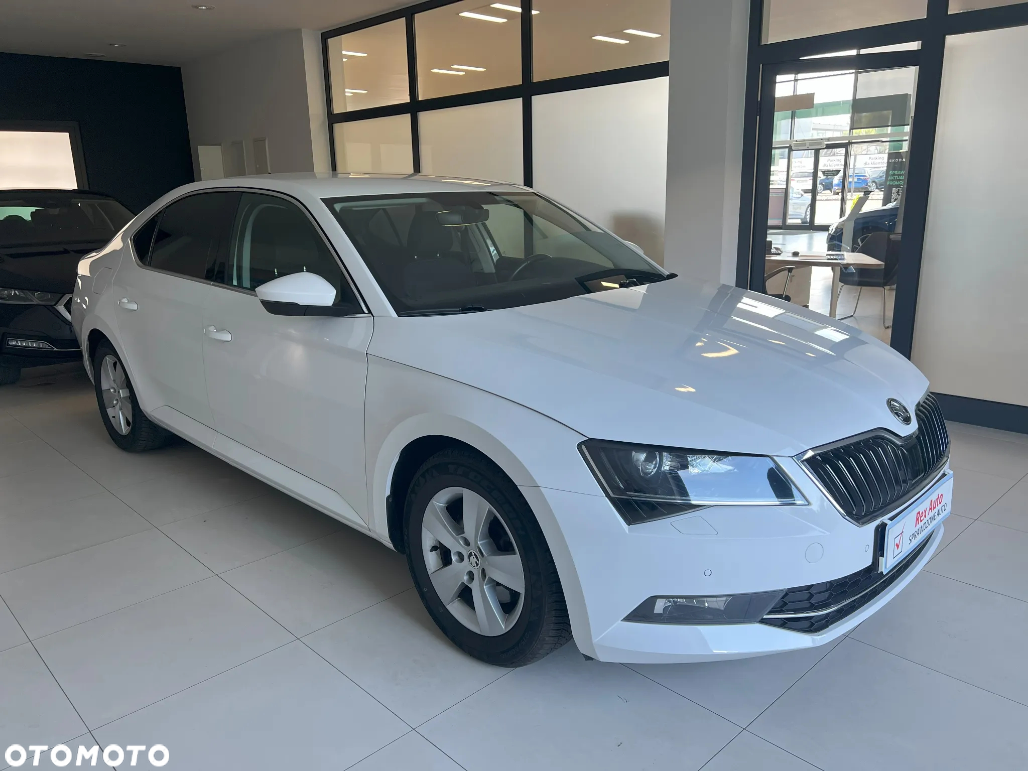 Skoda Superb 1.4 TSI ACT Ambition - 4