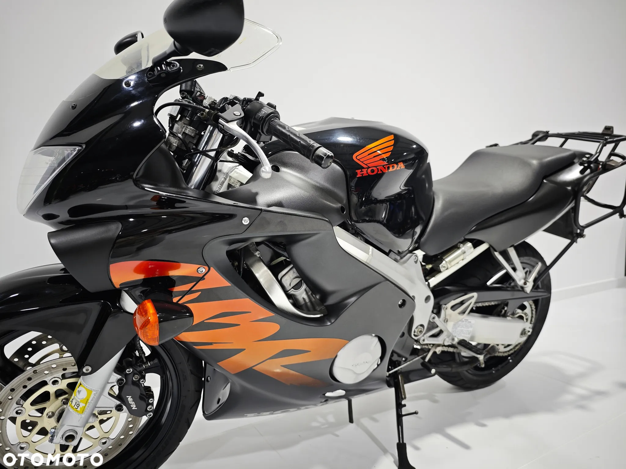 Honda CBR - 9