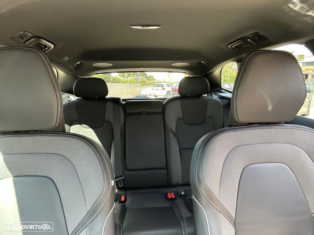 Volvo XC 60 2.0 T6 PHEV Black Edition AWD - 27