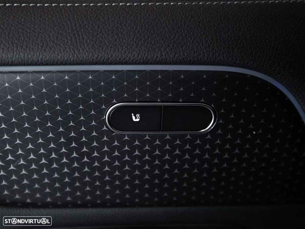 Mercedes-Benz GLA 180 7G-DCT Progressive Advanced - 31