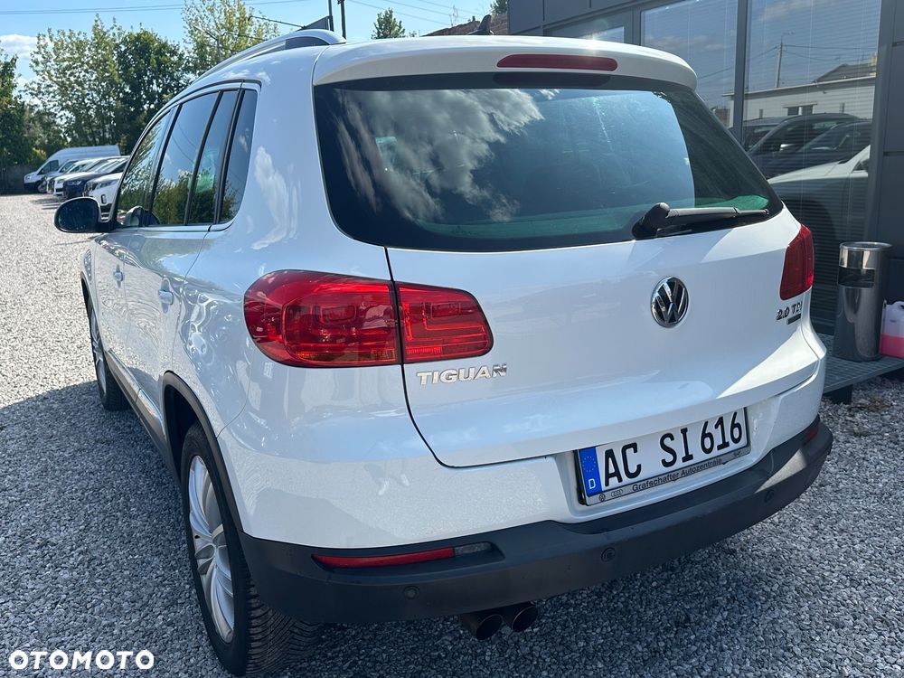 Volkswagen Tiguan 2.0 TDI DPF 4Motion BlueMotion Technology Exclusive - 10