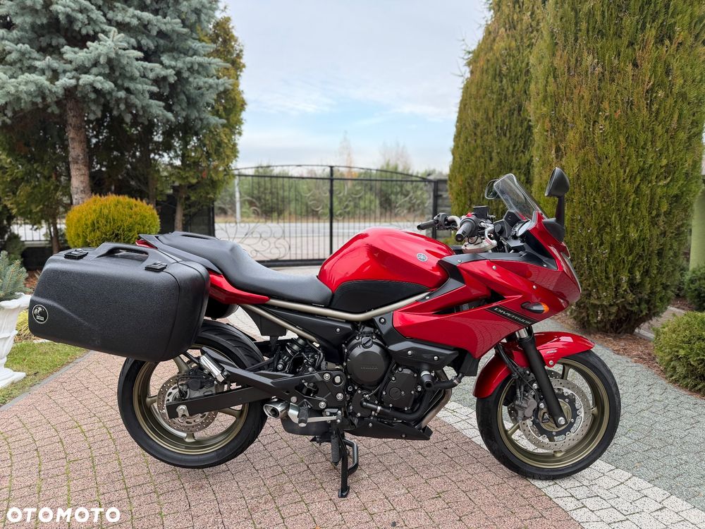 Yamaha XJ - 8
