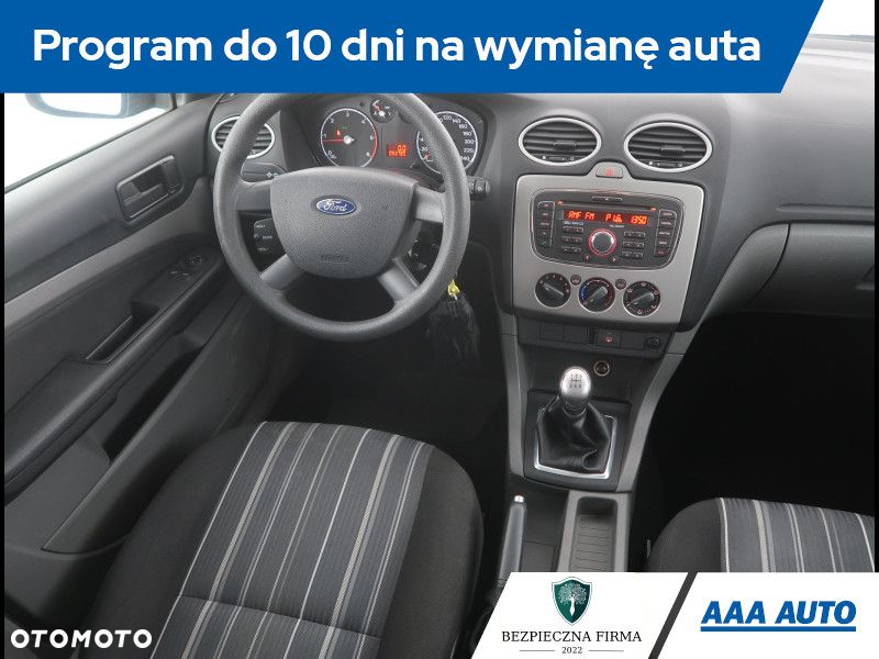 Ford Focus - 8