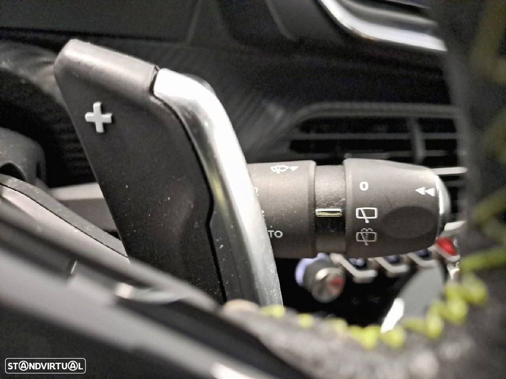 Peugeot 208 1.2 PureTech GT EAT8 - 15