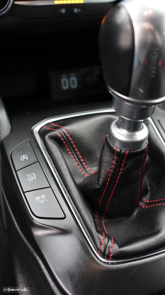 Ford Focus SW 1.5 TDCi EcoBlue ST-Line - 30