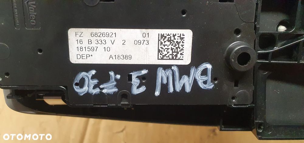 Lampka oświetlenie kabiny podsufitki BMW 3 F30 6826921 - 9