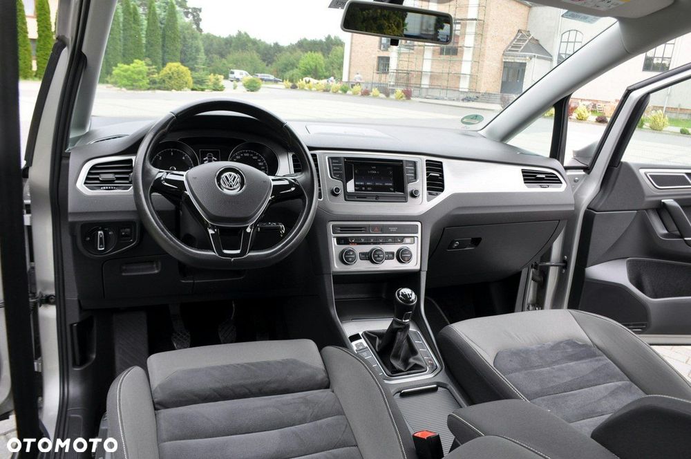 Volkswagen Golf Sportsvan - 29