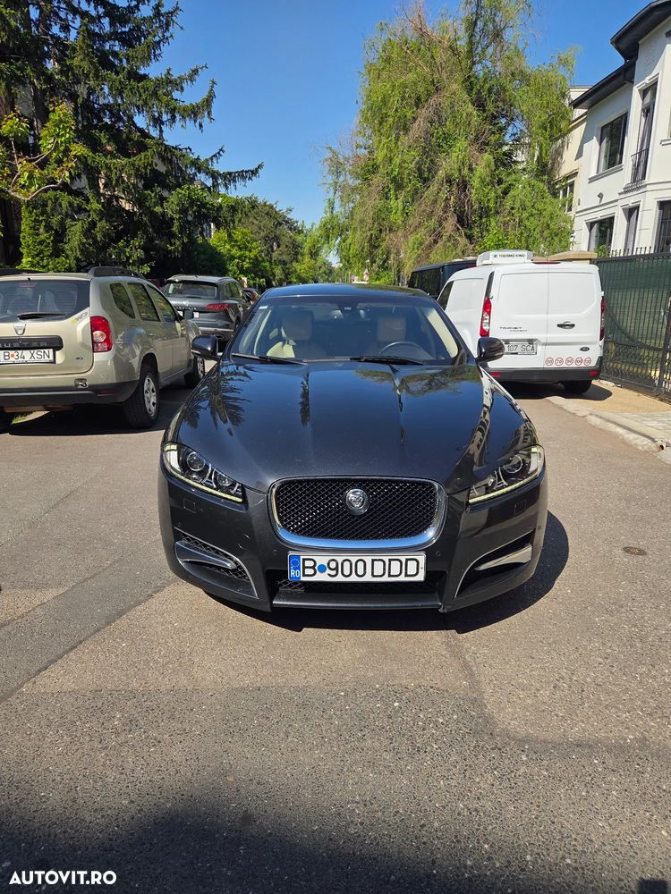 Jaguar XF - 1