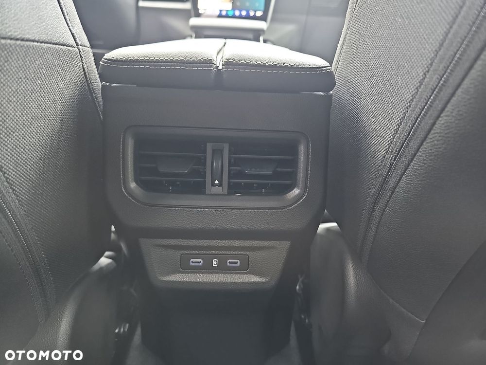 Renault Austral 1.3 TCe mHEV Techno - 24