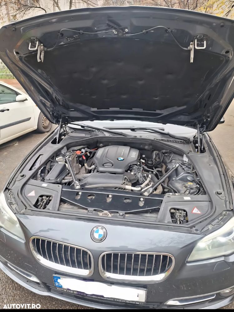 BMW Seria 5 520d xDrive AT - 7