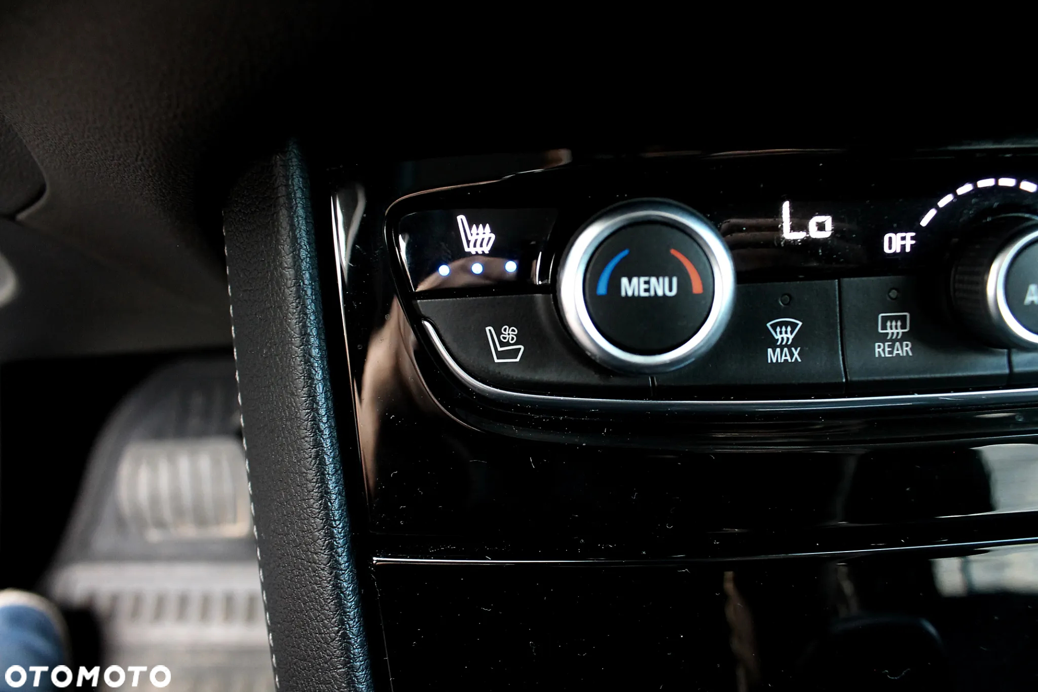 Opel Grandland X 2.0 D Start/Stop Automatik Business Innovation - 25