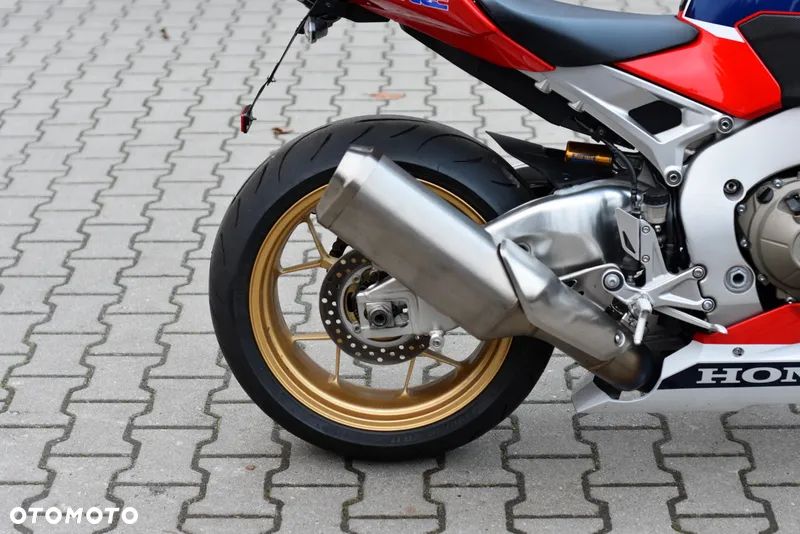 Honda CBR - 12