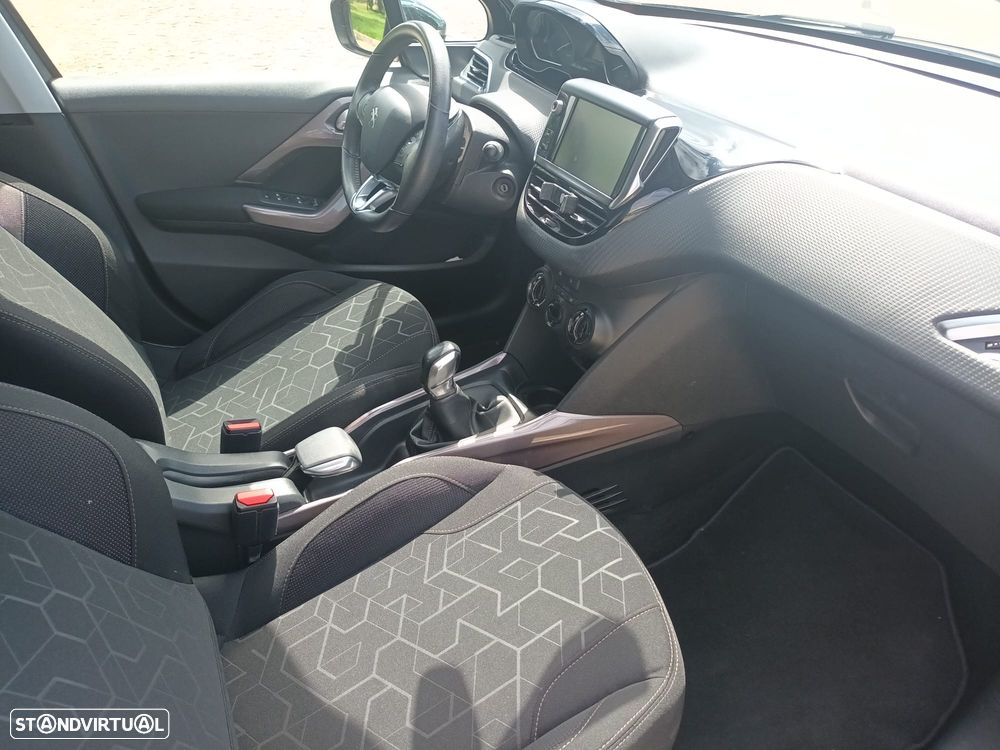 Peugeot 2008 1.6 BlueHDi Style - 12