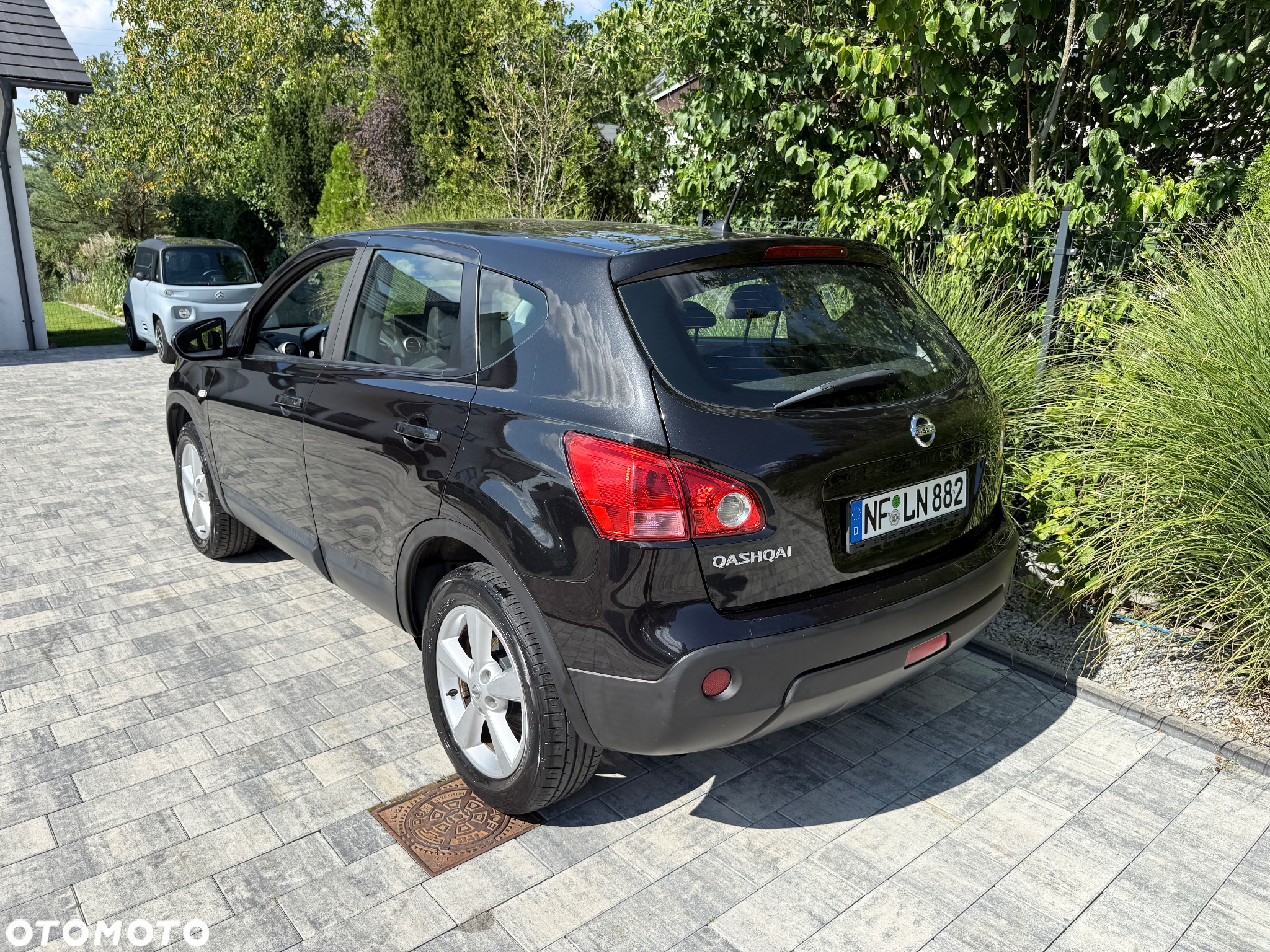 Nissan Qashqai 2.0 4x4 Tekna - 4