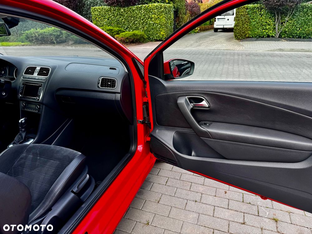 Volkswagen Polo - 14