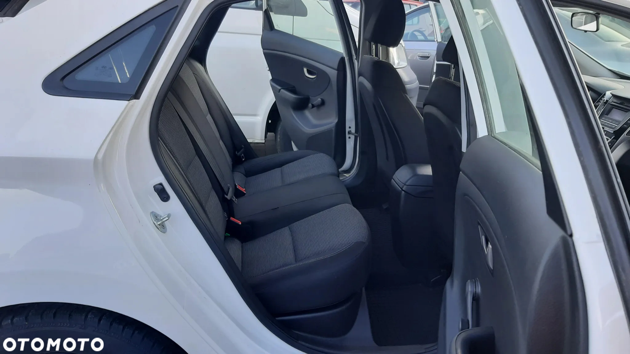 Hyundai i30 1.4 Style - 16