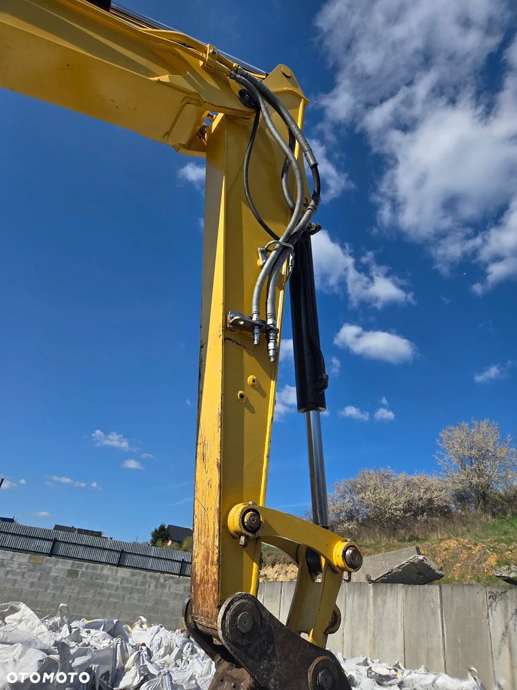 Yanmar VIO82 - 23
