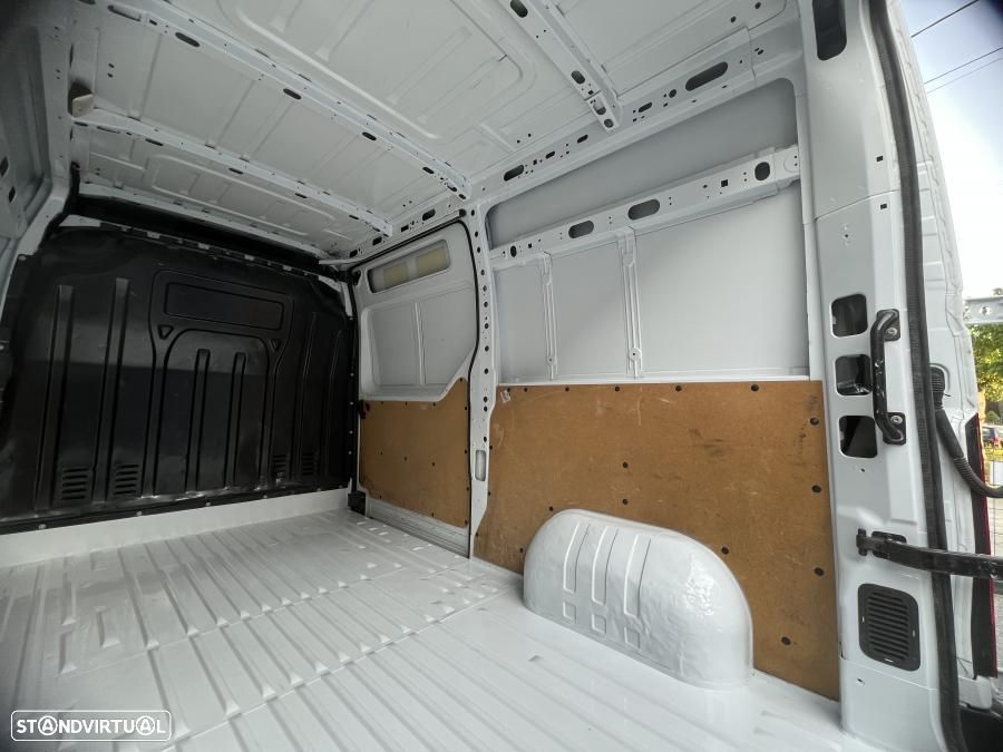 Opel Movano L2H2 3.5T 2.3CDTI - 19