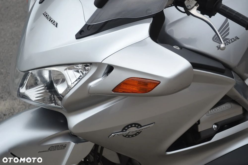 Honda ST - 14