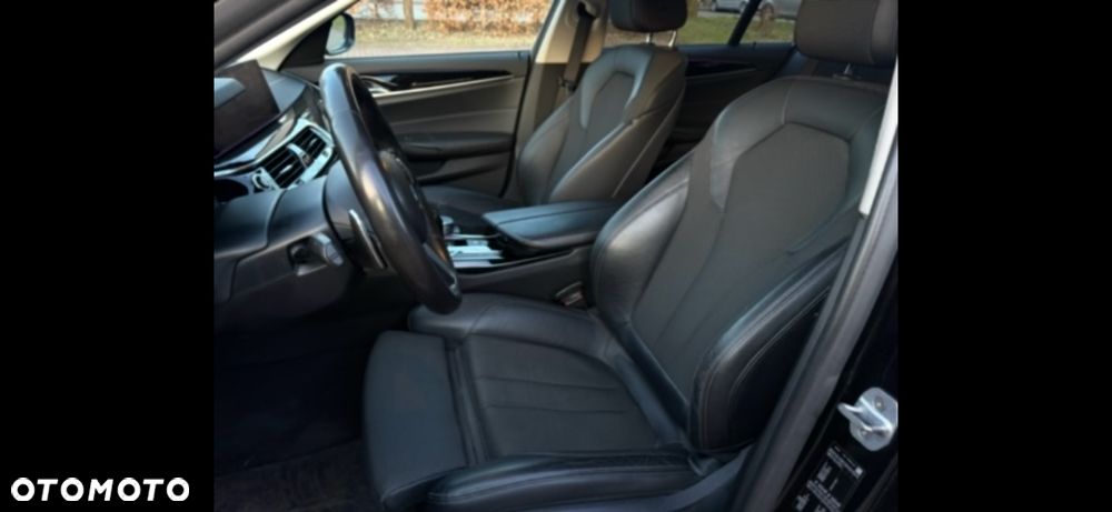 BMW Seria 5 520d Sport Line sport - 7