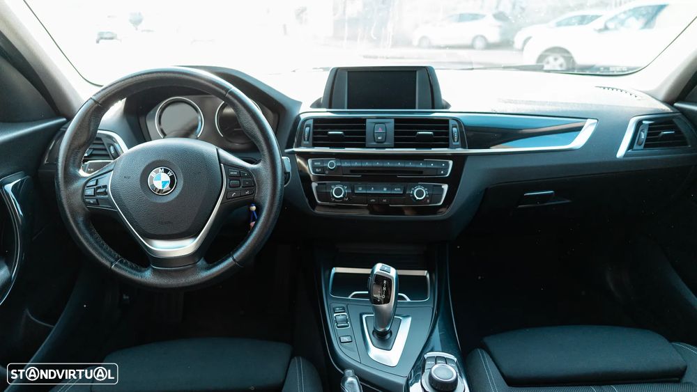 BMW 118 d Line Urban Auto - 14