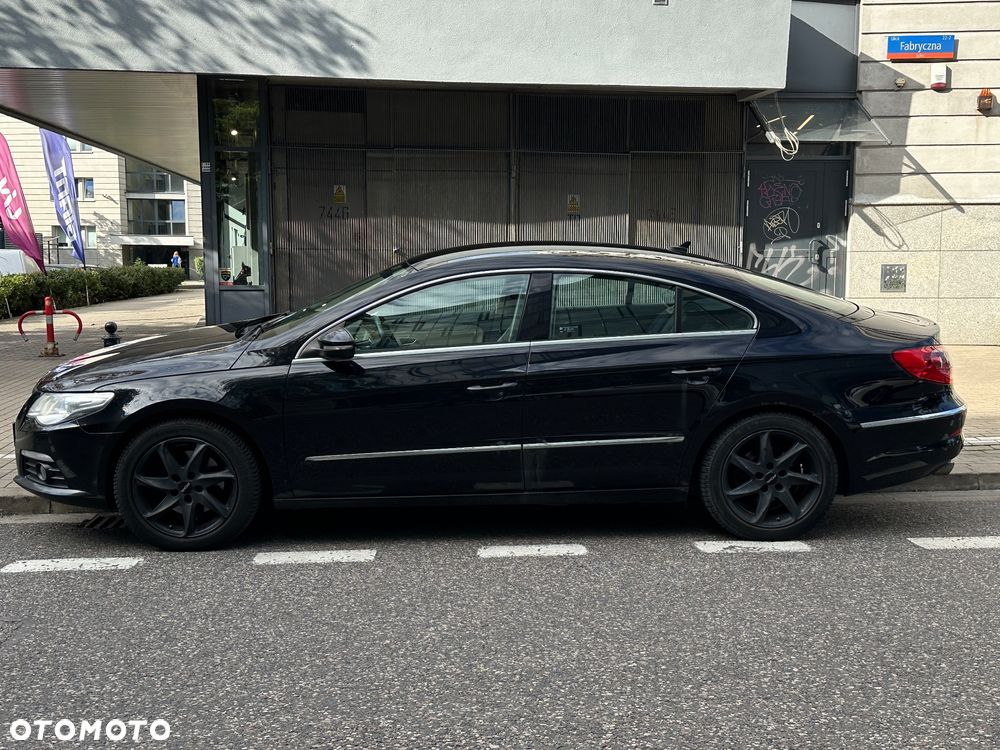 Volkswagen Passat - 2