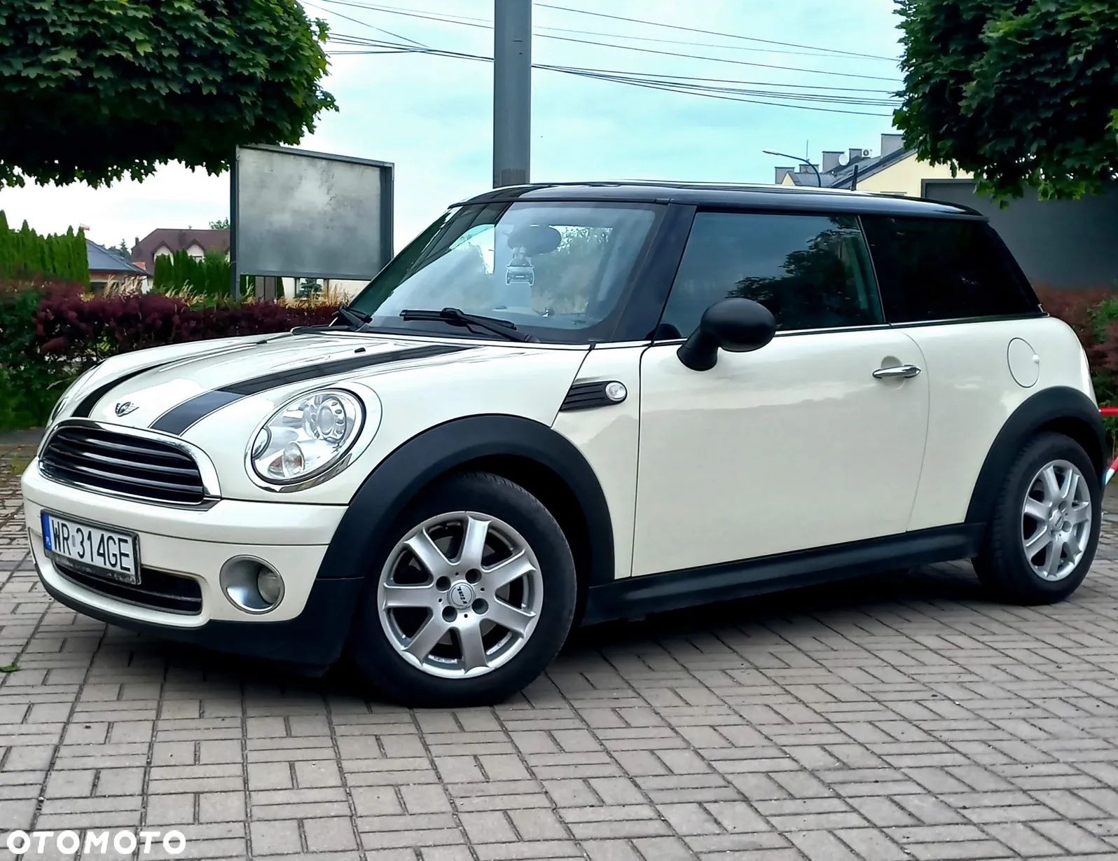 MINI ONE - 1