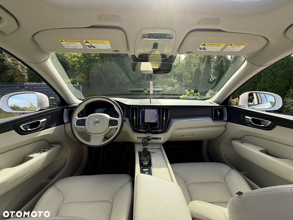 Volvo XC 60 - 4