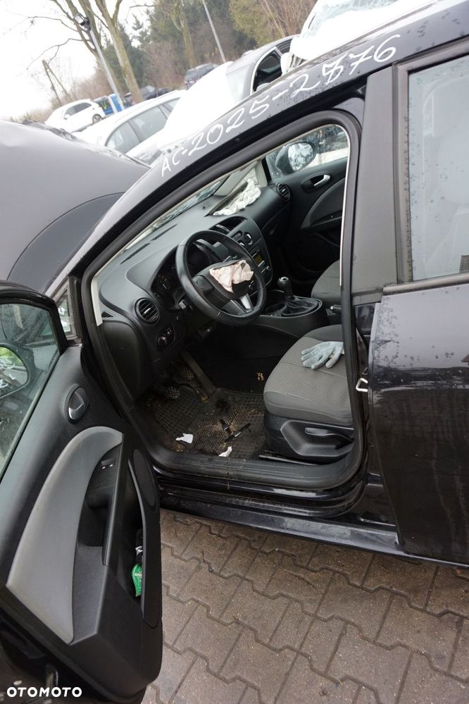 SEAT LEON II 1P1 LIFT 5D HB 2010 LC9Z 1.4 TSI CAXC 125KM LHY CZARNY na części - 10