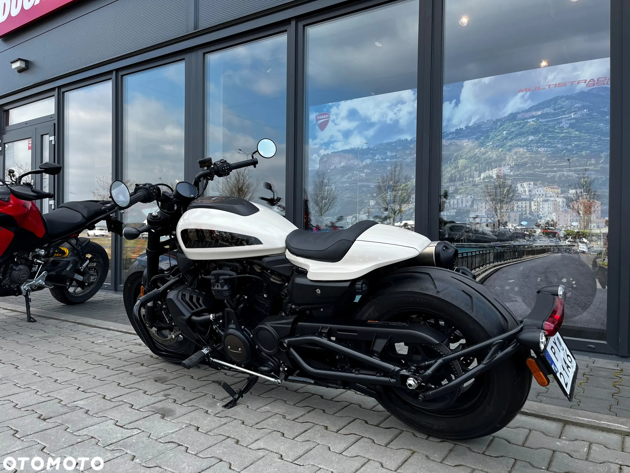 Harley-Davidson Sportster - 6