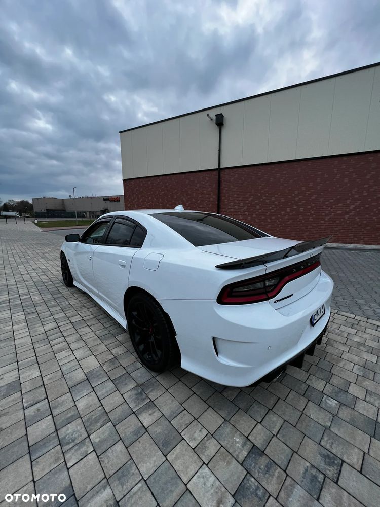Dodge Charger 6.4 Scat Pack - 9