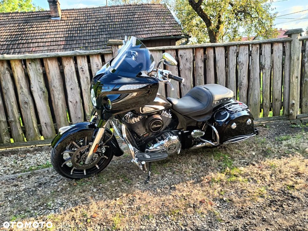 Indian Roadmaster - 12