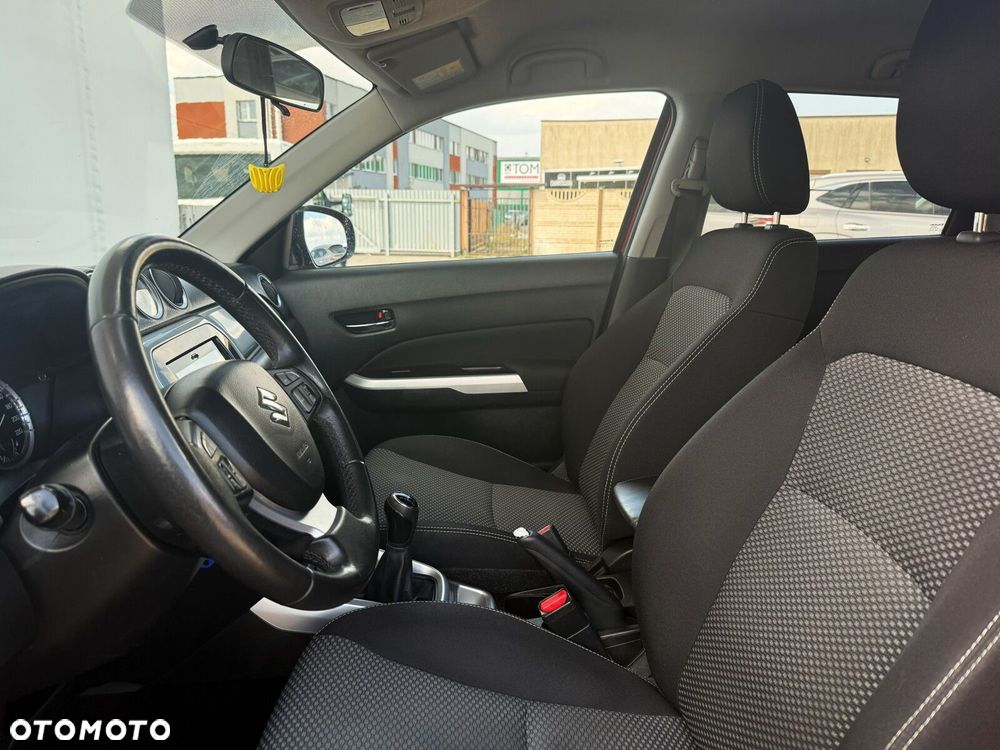 Suzuki Vitara 1.6 Comfort 2WD - 13