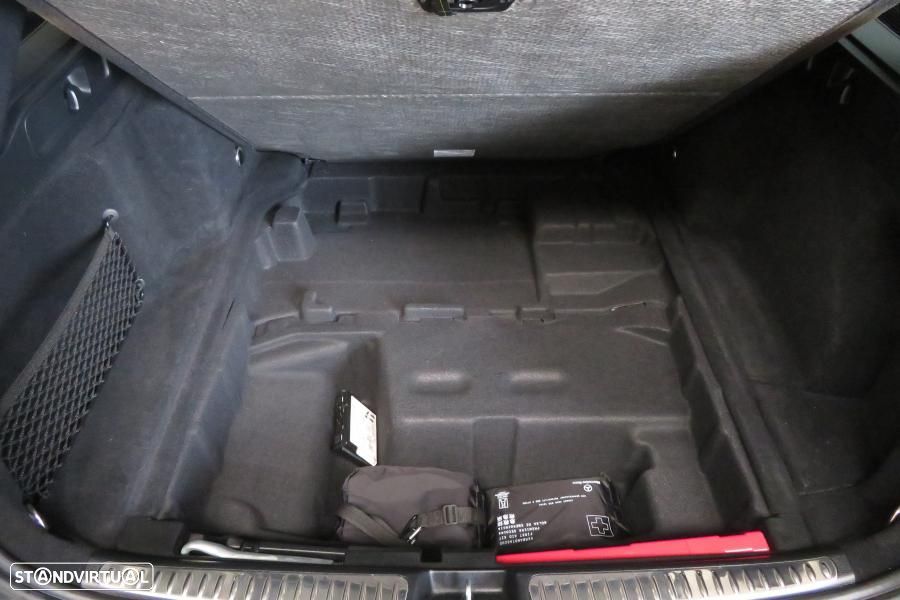 Mercedes-Benz C 300 d AMG Line - 34