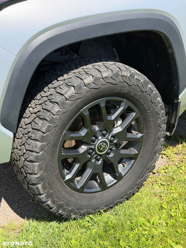Toyota Tundra - 8