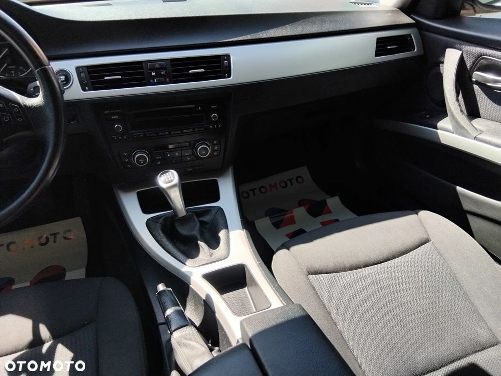 BMW Seria 3 320d - 18