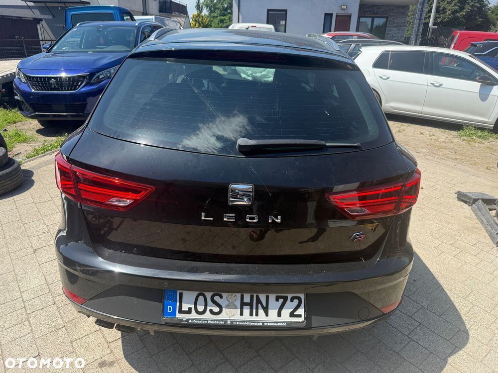 Seat Leon Sportstourer 1.8 TSI FR S&S DSG - 4
