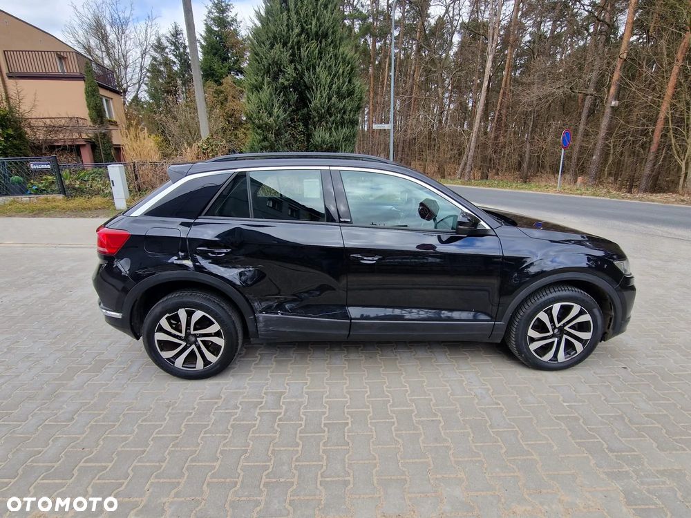 Volkswagen T-Roc 2.0 TDI SCR DSG ACTIVE - 22