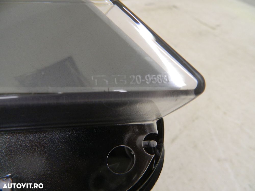 Far dreapta BMW X3 F25 Bi-Xenon, 2011, 2012, 2013, 2014, cod origine 7217294. - 6