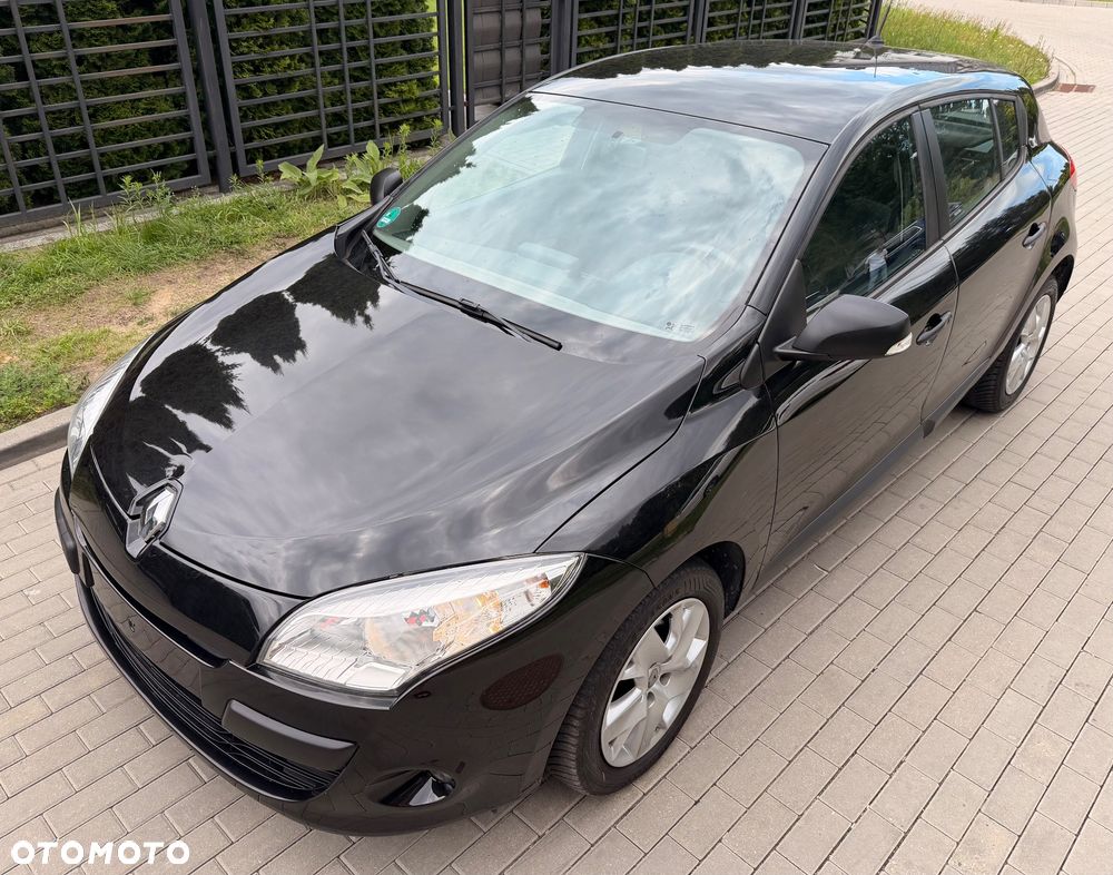 Renault Megane 1.6 16V 100 J'taime - 9