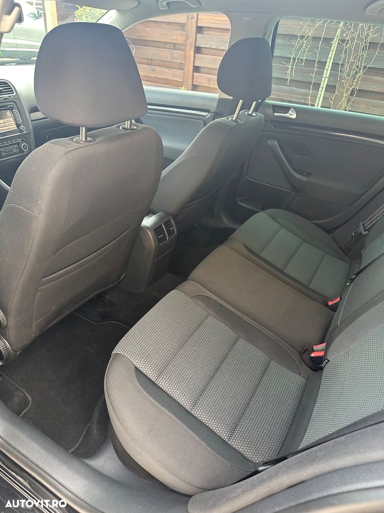 Volkswagen Golf 1.6 TDI DPF Comfortline - 3