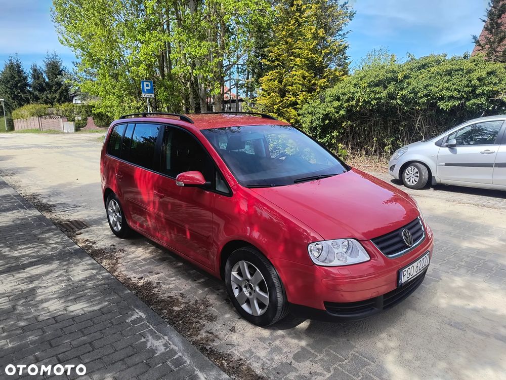 Volkswagen Touran - 3
