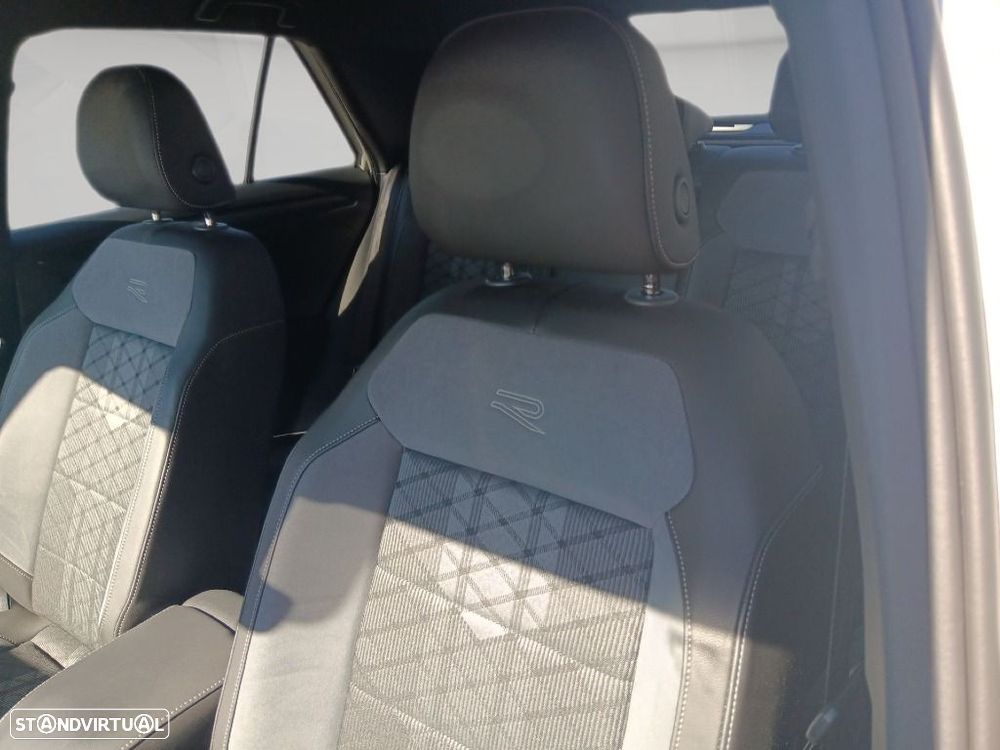 VW T-Roc 2.0 TDI R-Line DSG - 28